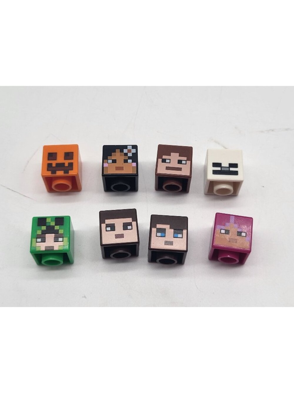 Lego Minecraft Minifigure Heads Only x 8 Steve Pumpkin Skeleton Pixelated Cube